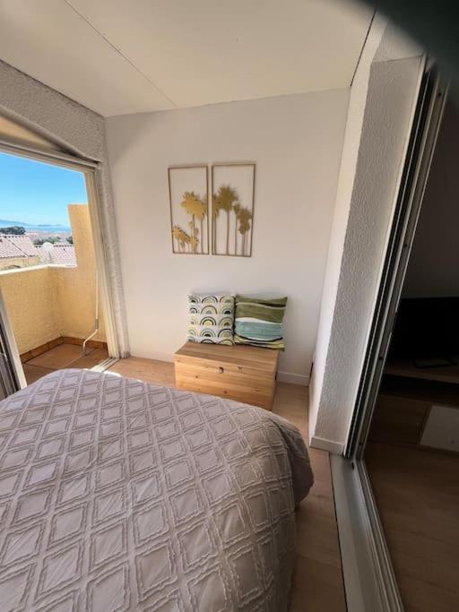 Studio Vue Mer Avec Piscine Et Terrain De Tennis سوسيه-لي-بان المظهر الخارجي الصورة